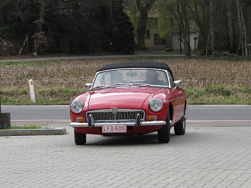 MG Openingsrit vertrek De ploeg in Diepenbeek (13).JPG